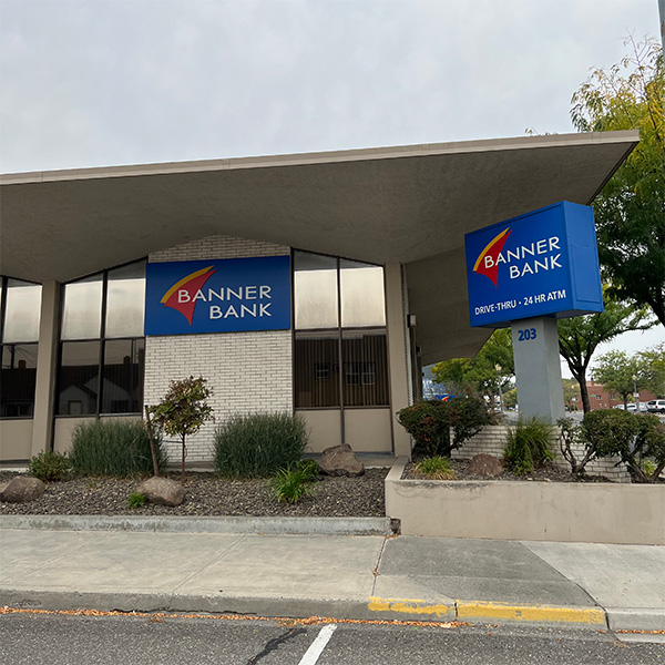 Banner Bank 1st Avenue branch in Kennewick, Washington