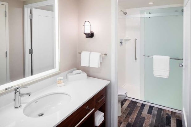 Images Homewood Suites by Hilton Boston Seaport District