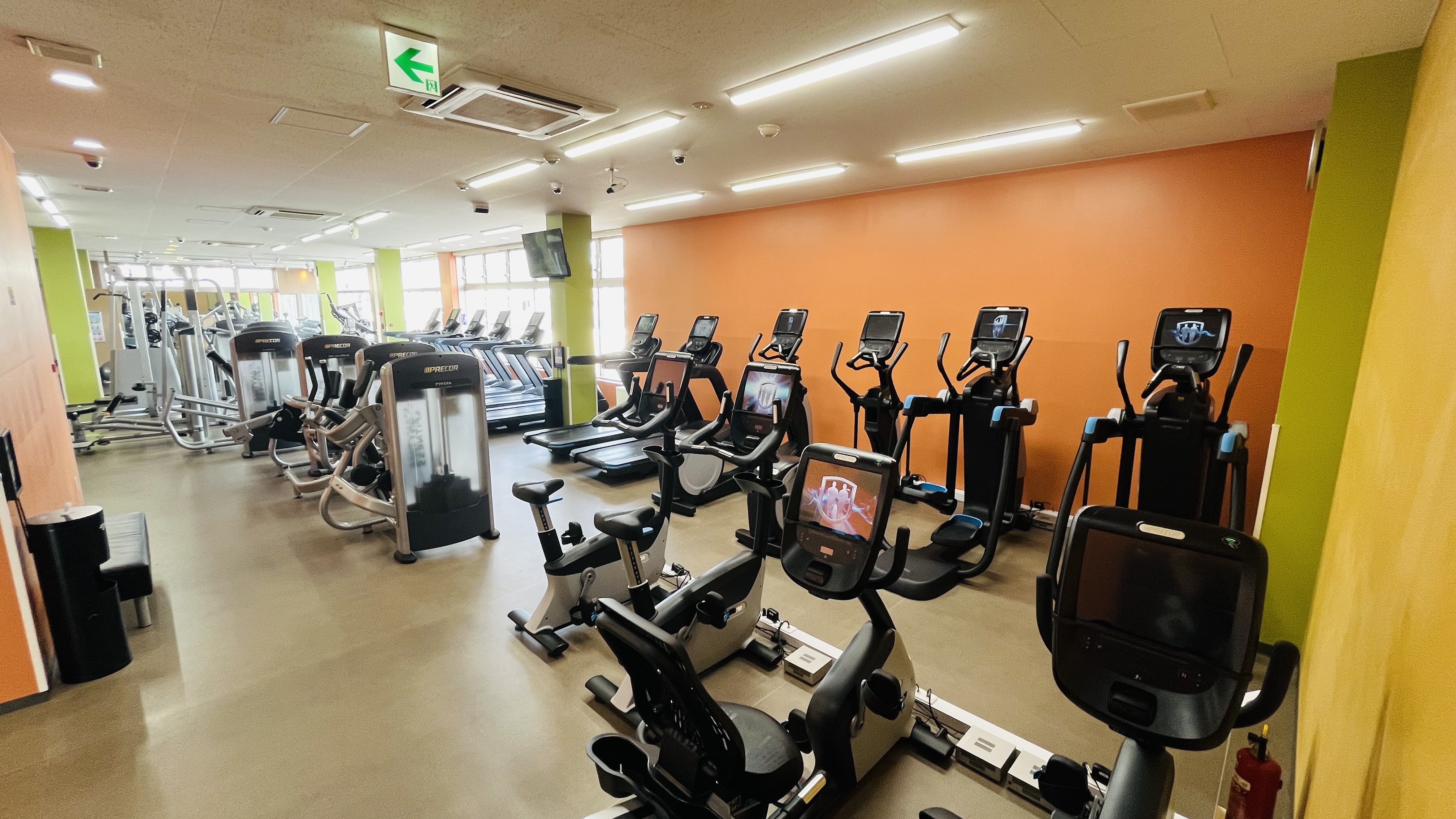 Images エニタイムフィットネス 宇宿店