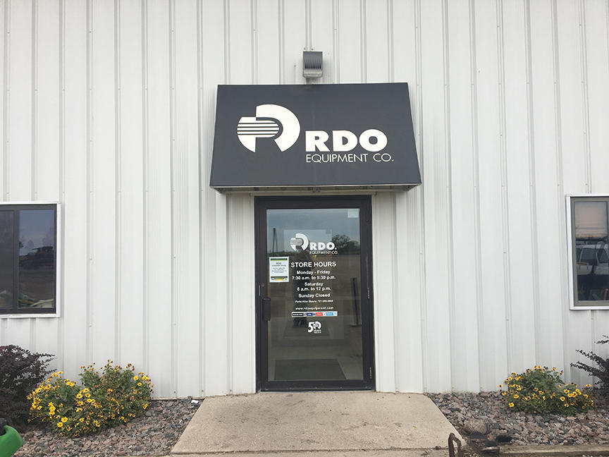 Store Entrance of RDO Equipment Co. in Casselton, ND