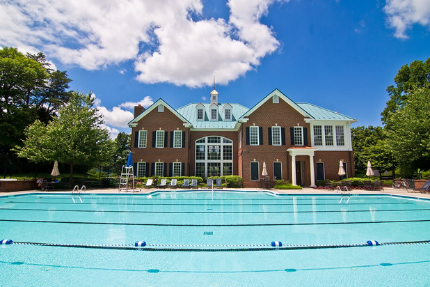 Images Fairfax Square