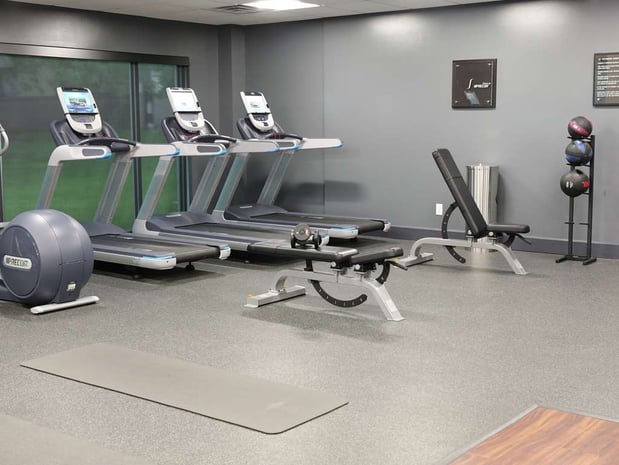 Images DoubleTree by Hilton Omaha Southwest