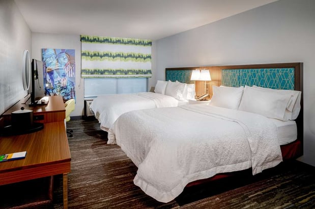 Images Hampton Inn Paramus
