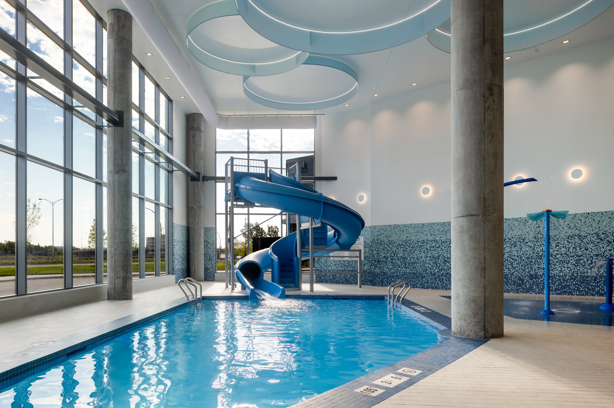 Images Holiday Inn Express Montreal Airport - St-Laurent by IHG