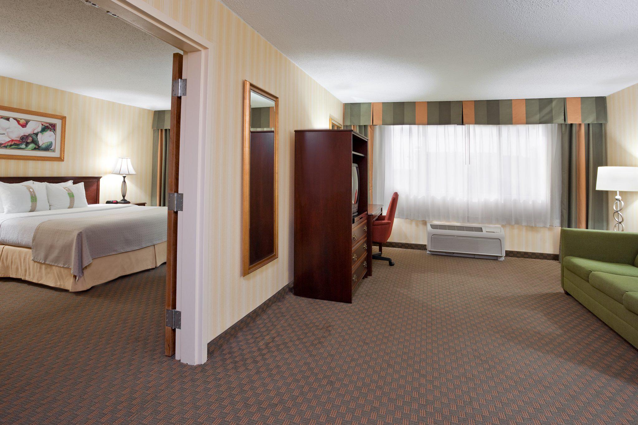 Holiday Inn Columbus Dwtn-Capitol Square, an IHG Hotel