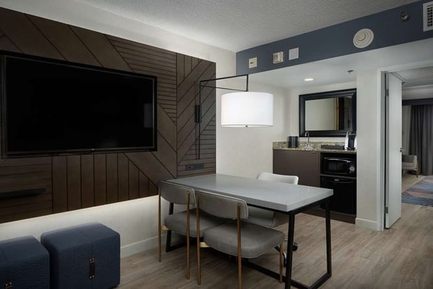 Images Embassy Suites by Hilton Los Angeles Downey