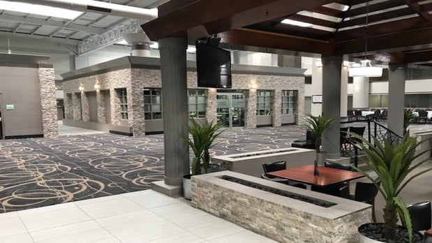 Images Holiday Inn & Suites Chicago North Shore (Skokie) by IHG