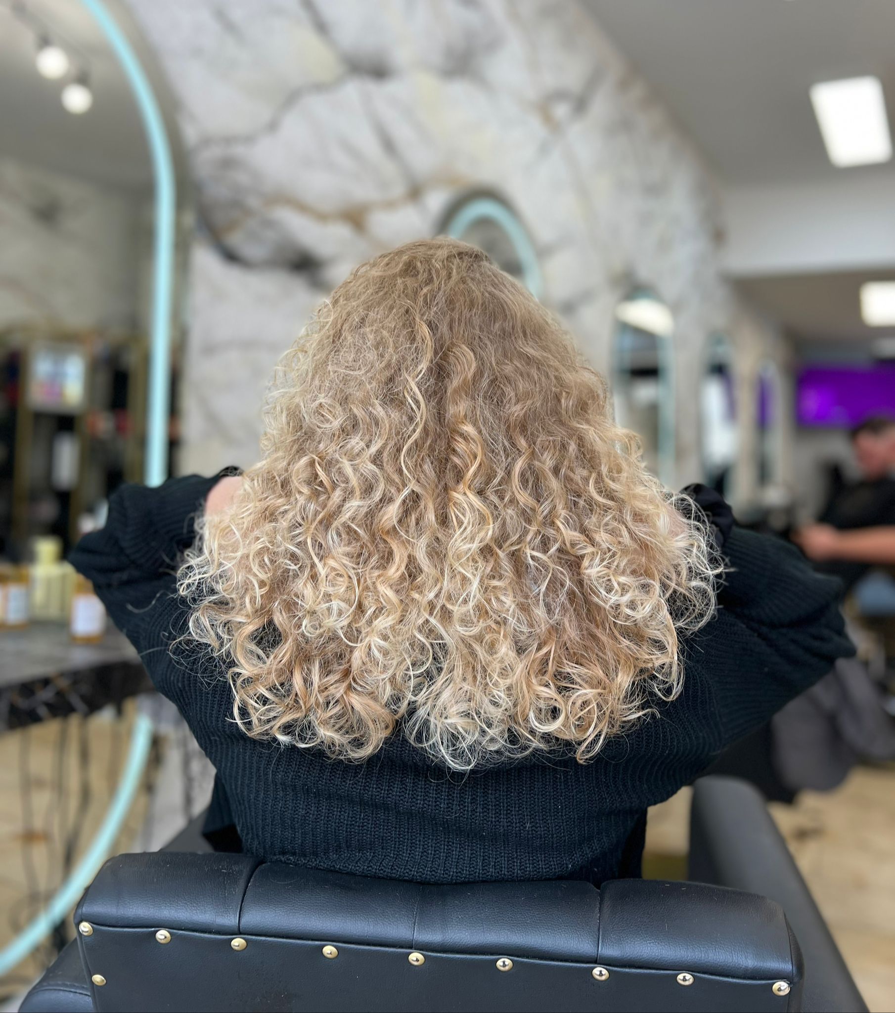 Kundenbild groß 52 Luxe Locks Hairstudio - Ihr Friseur Nürnberg