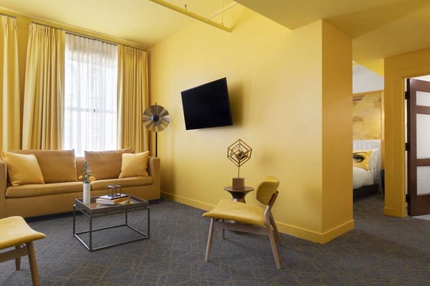 Images Angad Arts Hotel St. Louis, Tapestry Collection by Hilton