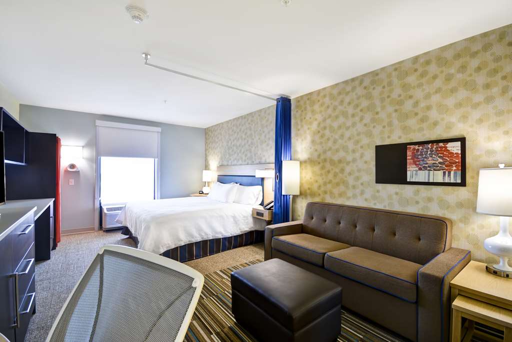 Guest room