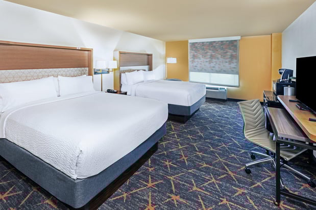 Images Holiday Inn & Suites Tulsa South by IHG