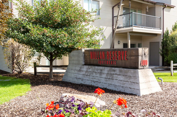 Images Mullan Reserve Apartments