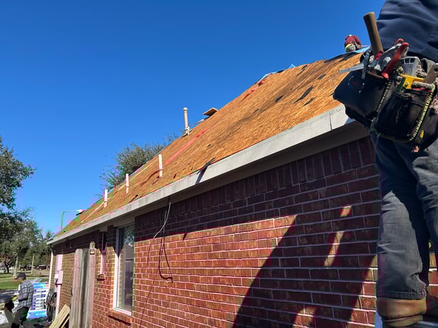 Images Dlg roofing company inc