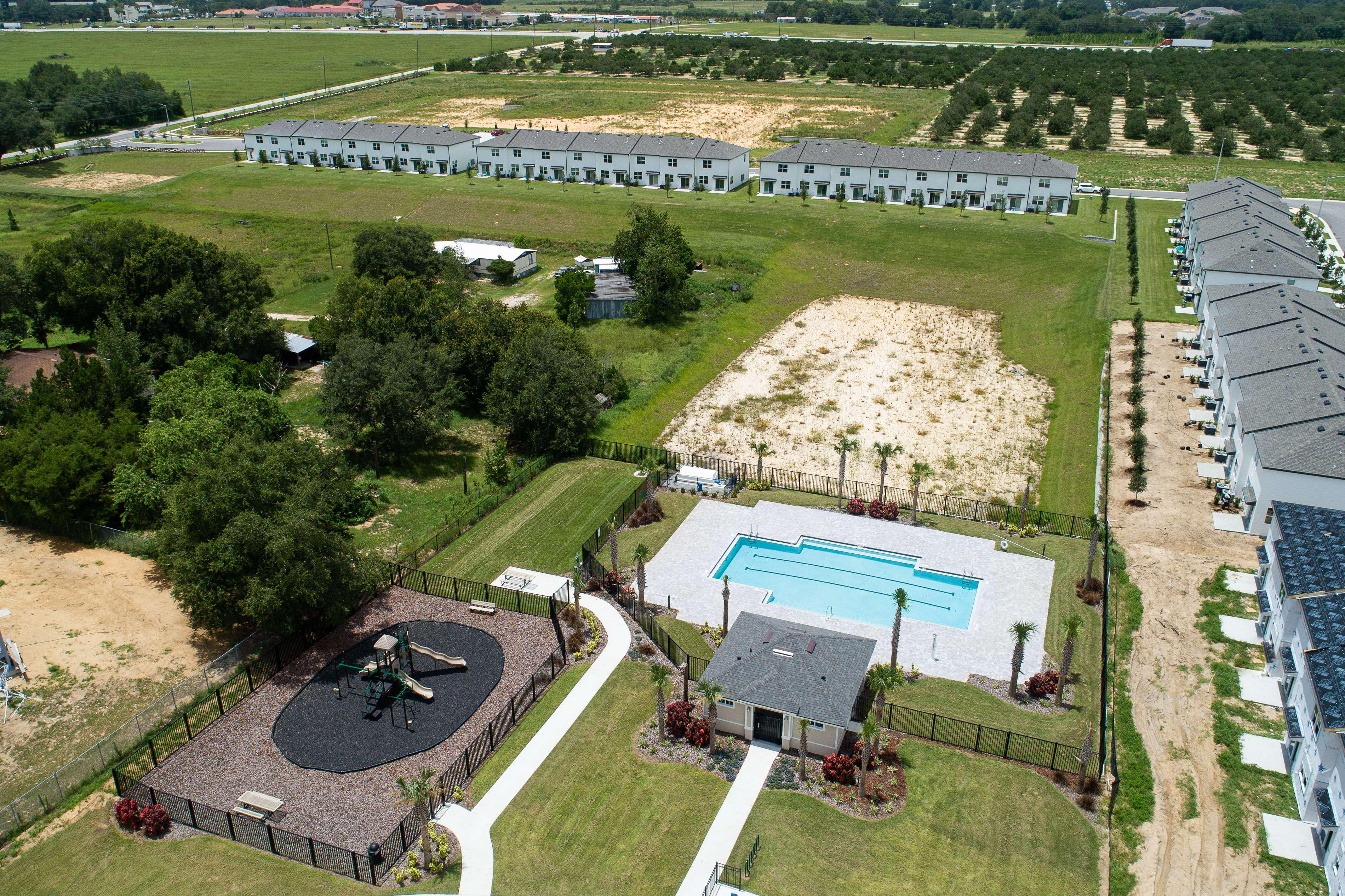 Check out the amenities in our Davenport neighborhood, Madison Place!