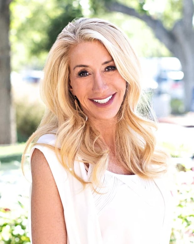 Images Cris Epstein, REALTOR | Engel & Voelkers