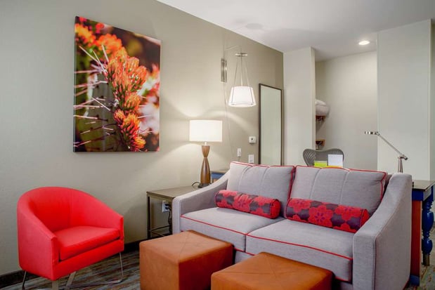 Images Hilton Garden Inn Phoenix Airport