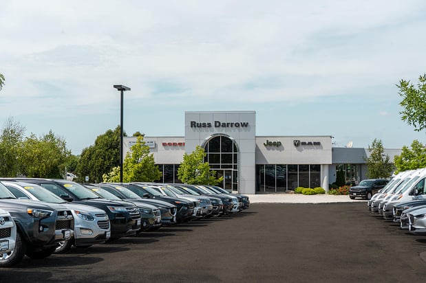 Images Russ Darrow Chrysler, Dodge, Jeep, RAM of Madison Service Center