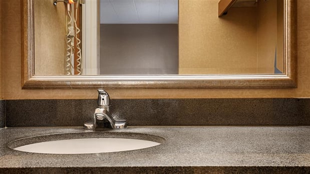 Images Best Western Woodhaven Inn