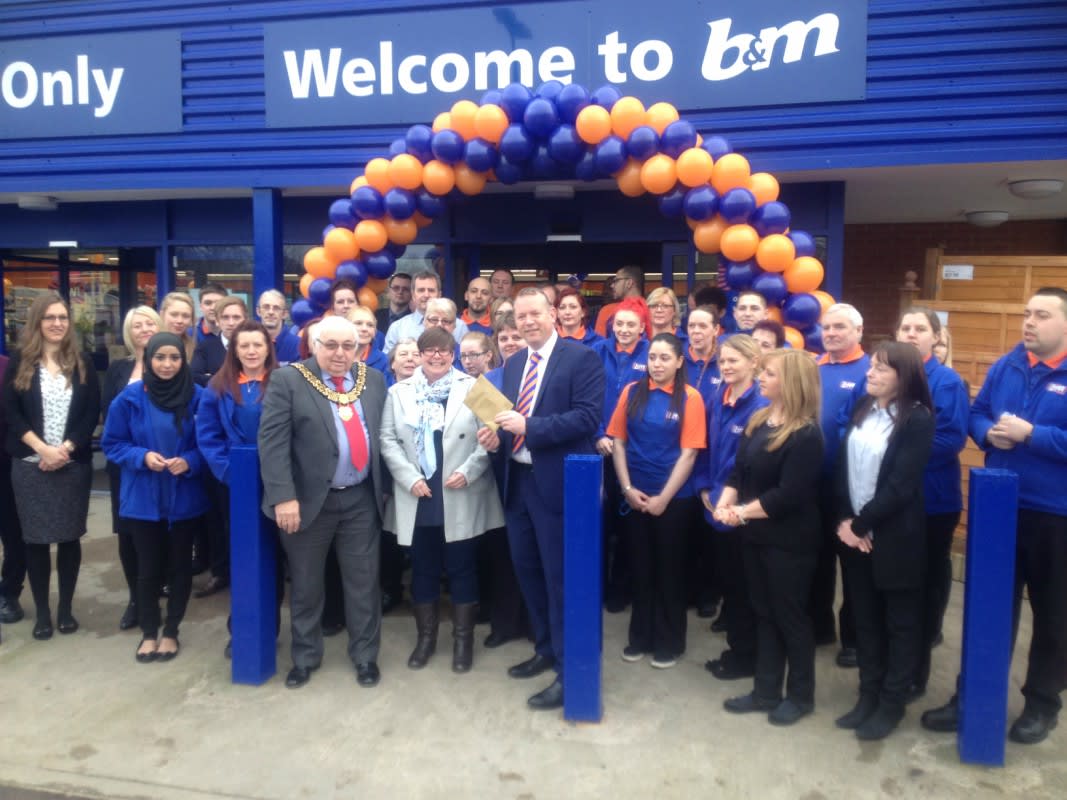 The new Spondon store on Mega Loughton Lane was opened by Mayor Paul Pegg and Sally Thomspon from local charity Derby’s Autistic Fundraising Group.