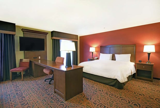 Images Hampton Inn & Suites Milwaukee/Franklin