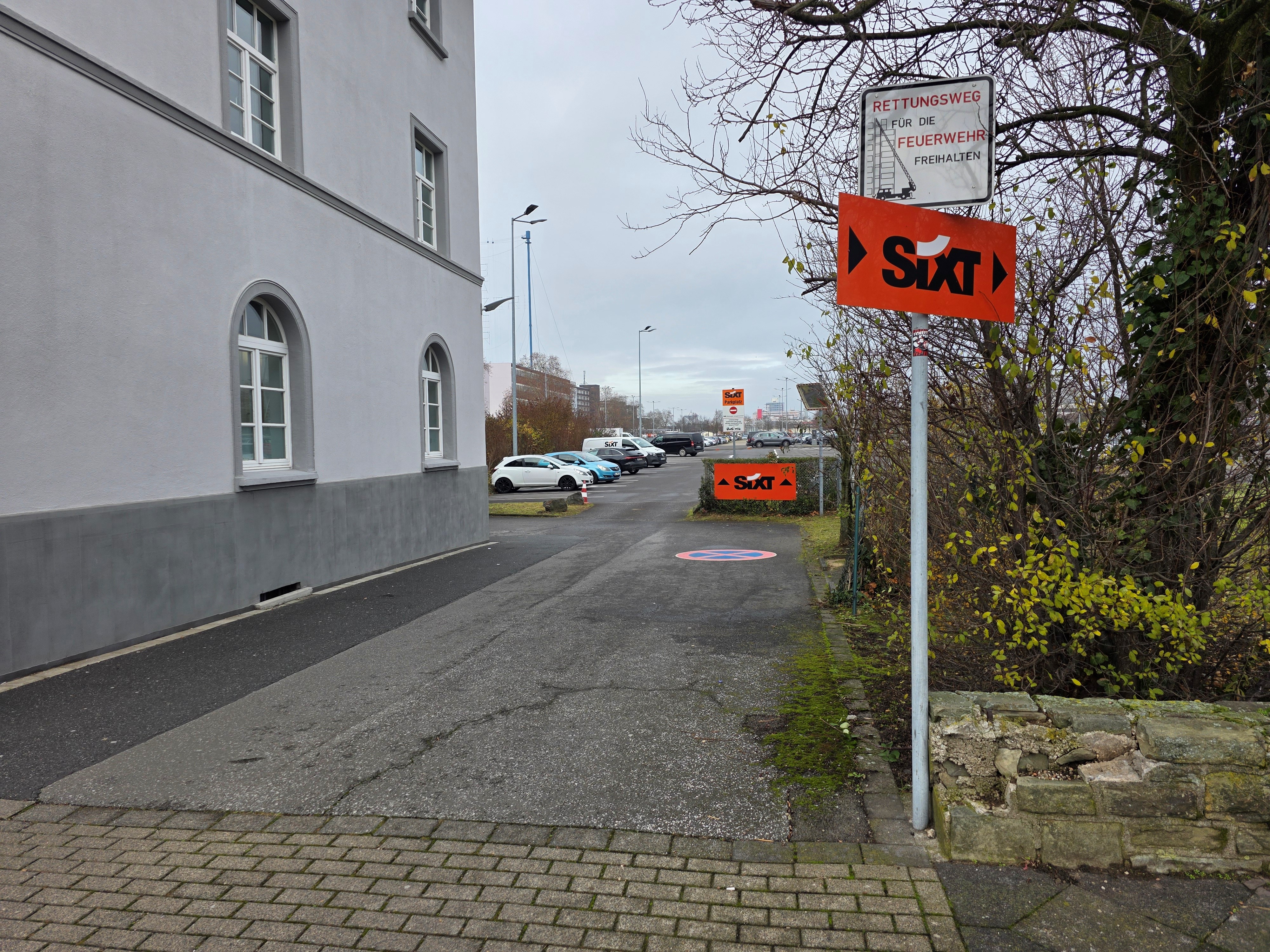 SIXT Autovermietung Leverkusen, Friedrich-Ebert-Str. 327 in Leverkusen