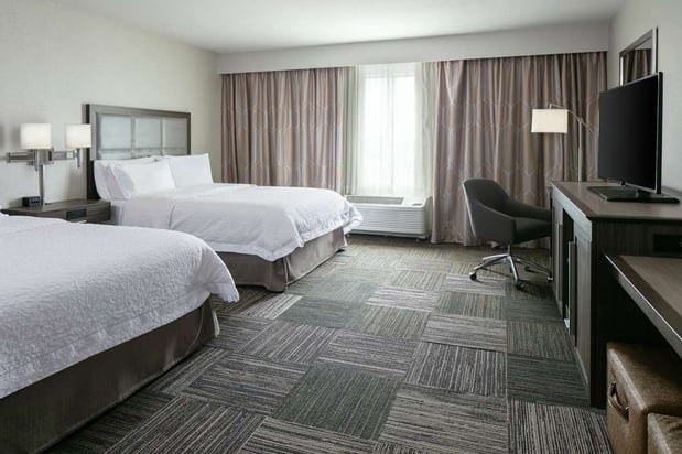 Images Hampton Inn & Suites Hudson