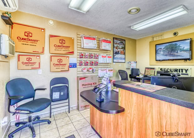 Images CubeSmart Self Storage