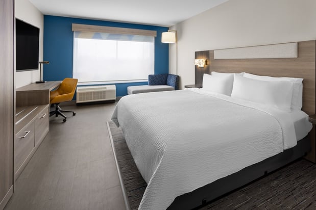 Images Holiday Inn Express & Suites Waynesboro East by IHG