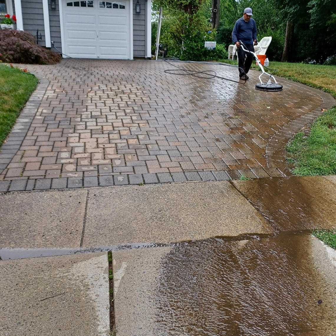 The Eagle Landscape - driveway cleaning