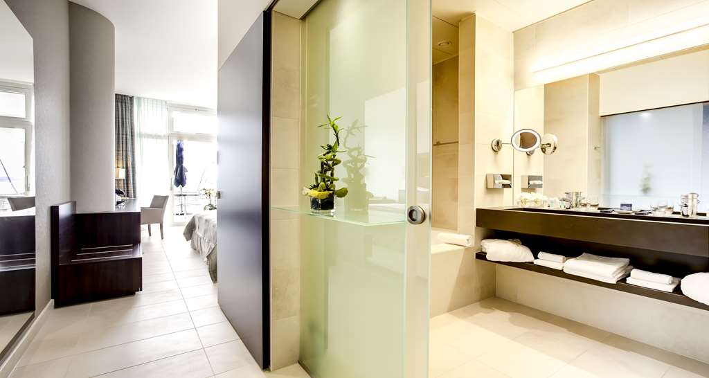 Hotel Beaulac, 2, Esplanade L�opold-Robert in Neuchatel