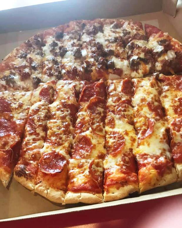 Images Johnny's Pizza House