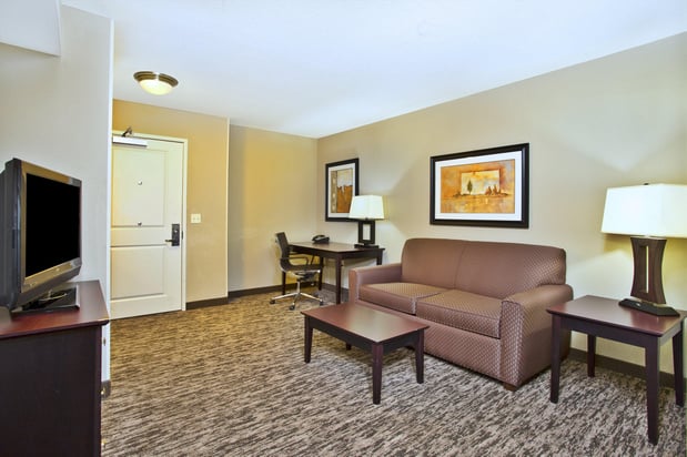 Images Holiday Inn & Suites Green Bay Stadium by IHG