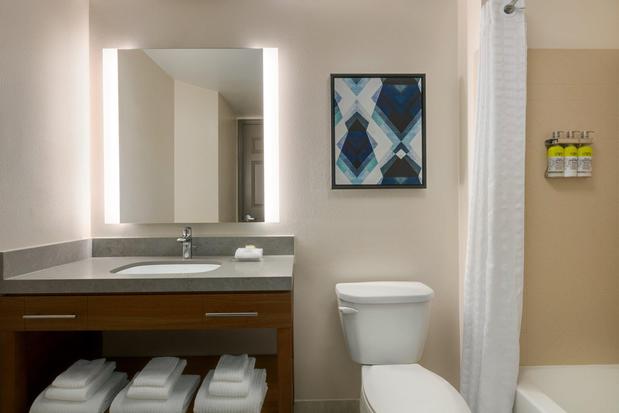 Images Candlewood Suites Fayetteville Fort Bragg by IHG