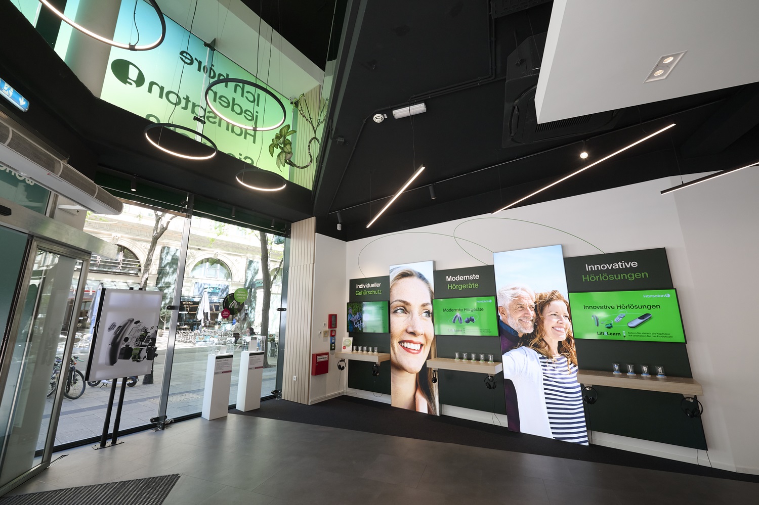 Hansaton Hörkompetenz-Zentrum Mariahilfer Straße 31 (Ecke Capistrangasse), Wien Innenansicht