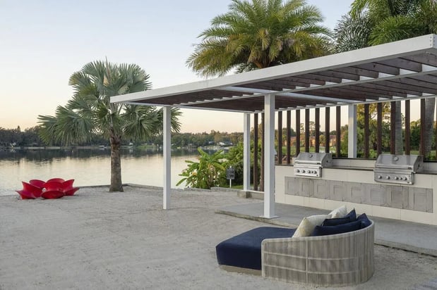 Images Lakeside Villas