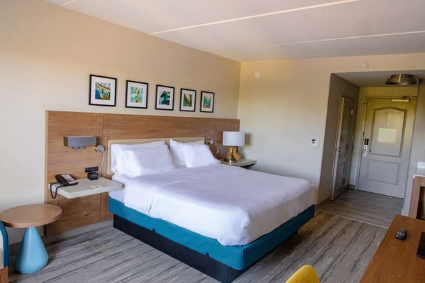 Images Hilton Garden Inn Lakewood