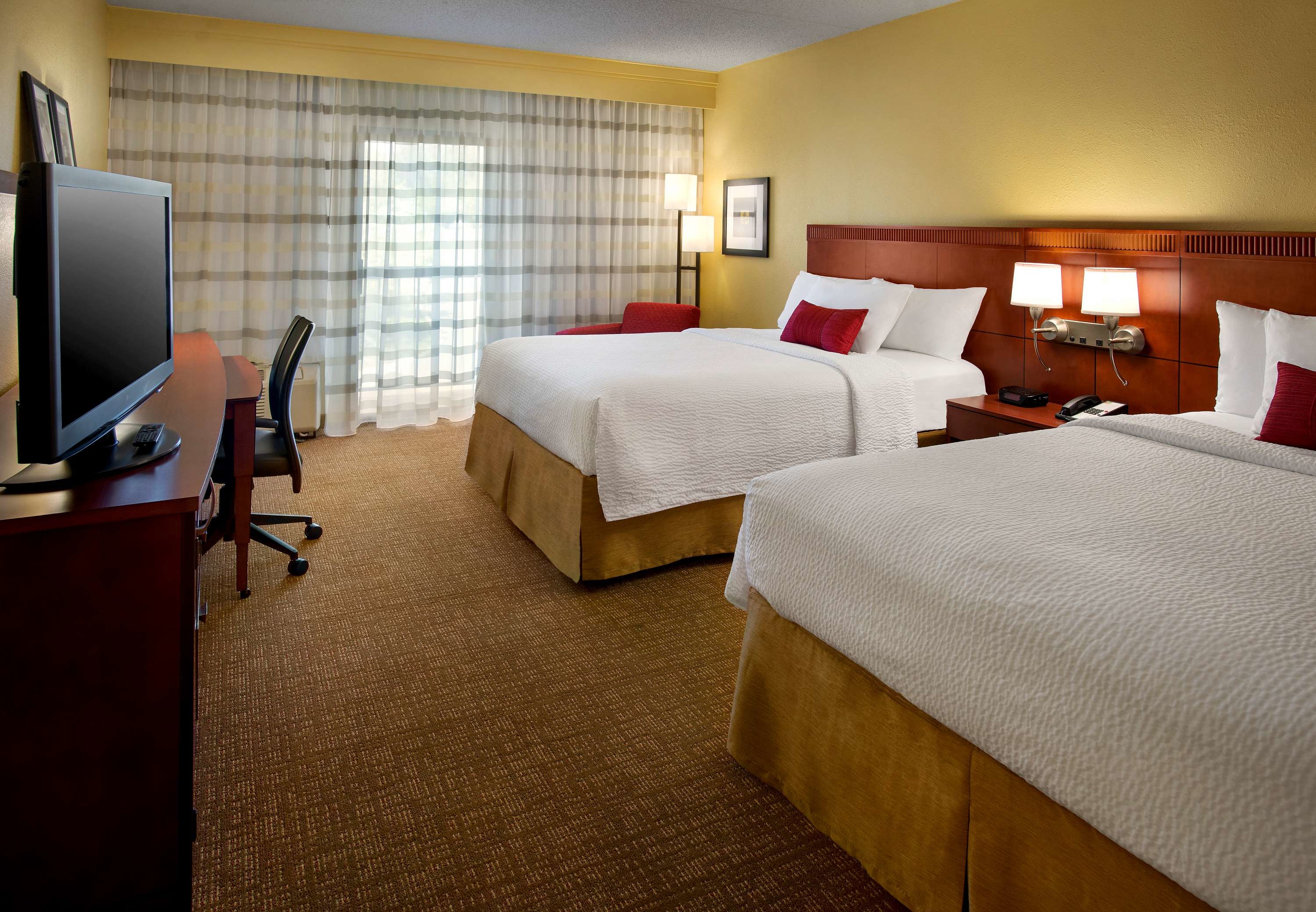Courtyard by Marriott Lincroft Red Bank in Red Bank, NJ (Hotels