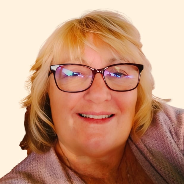 Images Julie  Buccarelli, Psychiatric Nurse Practitioner