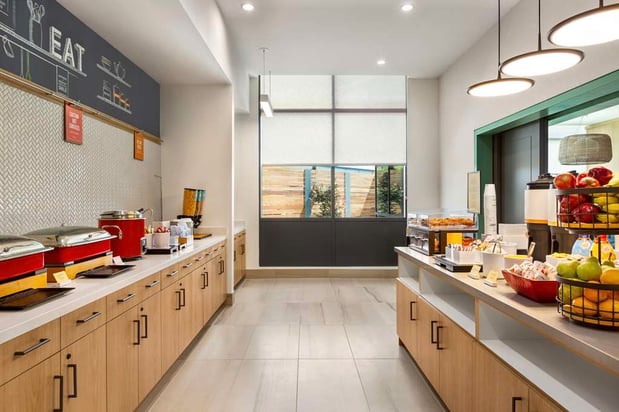 Images Hampton Inn & Suites San Mateo-San Francisco Airport