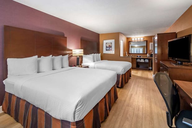 Images Best Western Plus Stovall's Inn