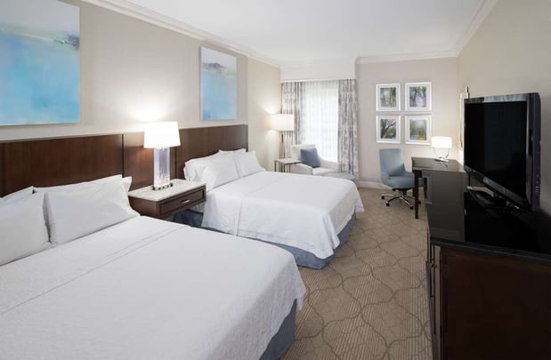 Images Hampton Inn & Suites Charlotte/SouthPark at Phillips Place