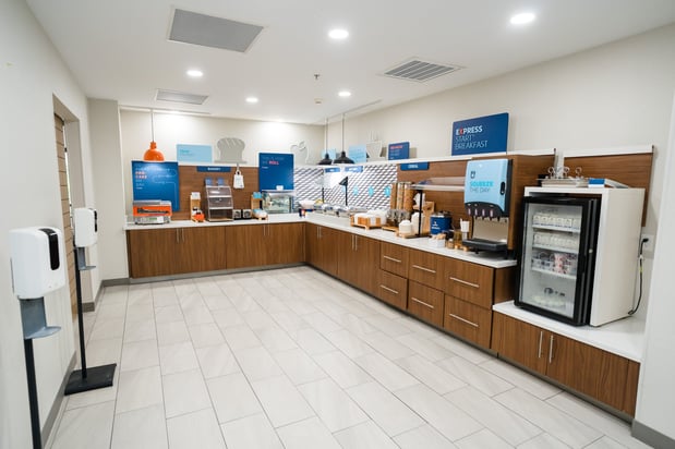 Images Holiday Inn Express & Suites Kodak East-Sevierville by IHG