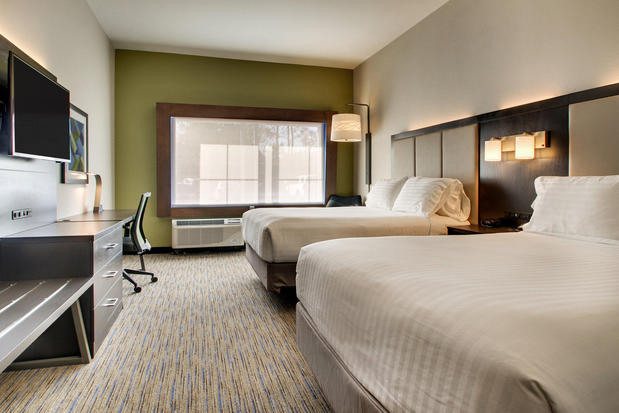 Images Holiday Inn Express & Suites Summerville by IHG