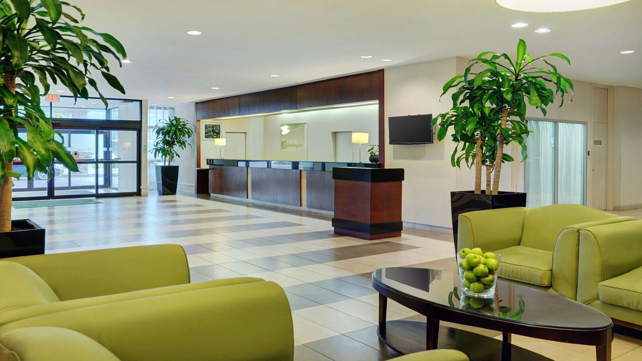 Images Holiday Inn Burlington Conference Centre, an IHG Hotel