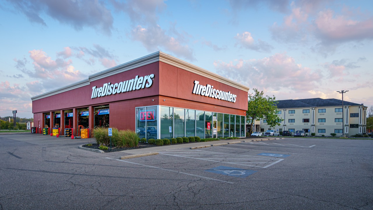 Tire Discounters Middletown | Tires, Wheels, Services, Fluids, & more