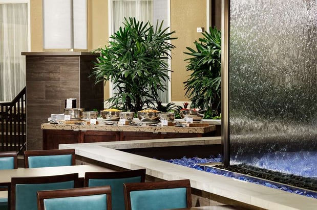 Images Embassy Suites by Hilton Orlando Lake Buena Vista Resort