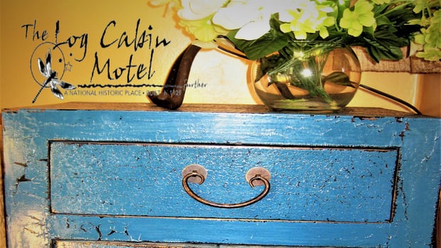 Images Log Cabin Motel