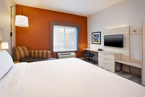 Images Holiday Inn Express & Suites Athens by IHG