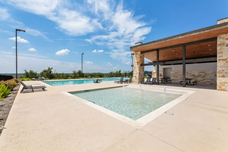 Images Pulte Homes at Crescent Bluff