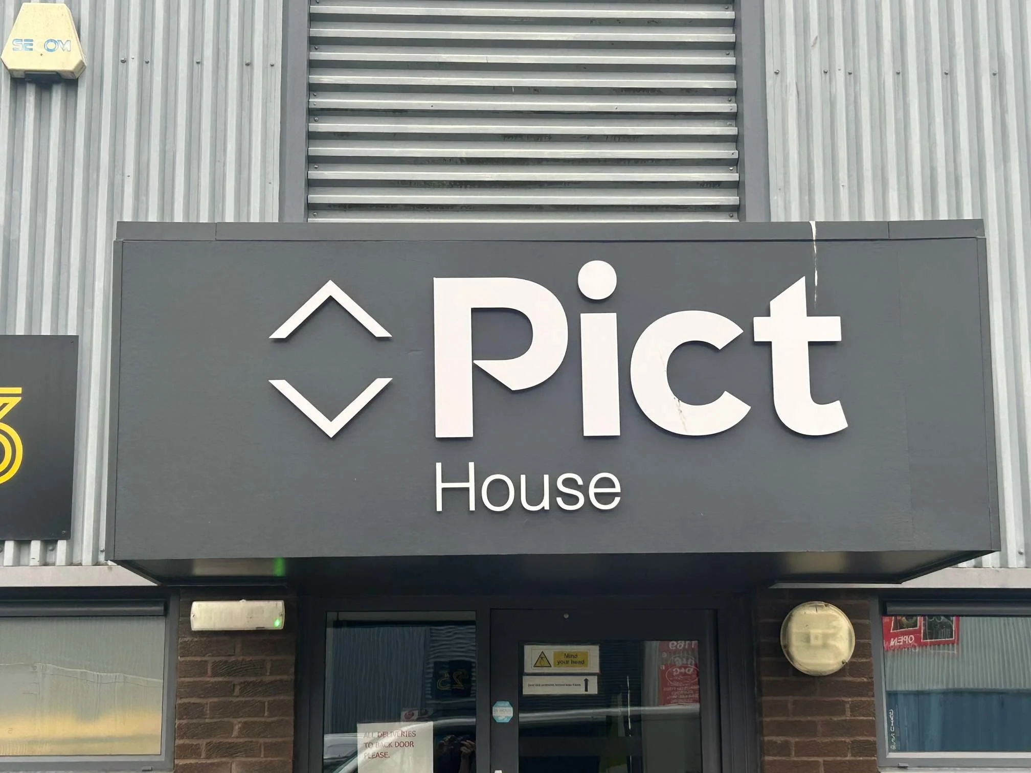Images Phoenix Decorating Scotland Ltd